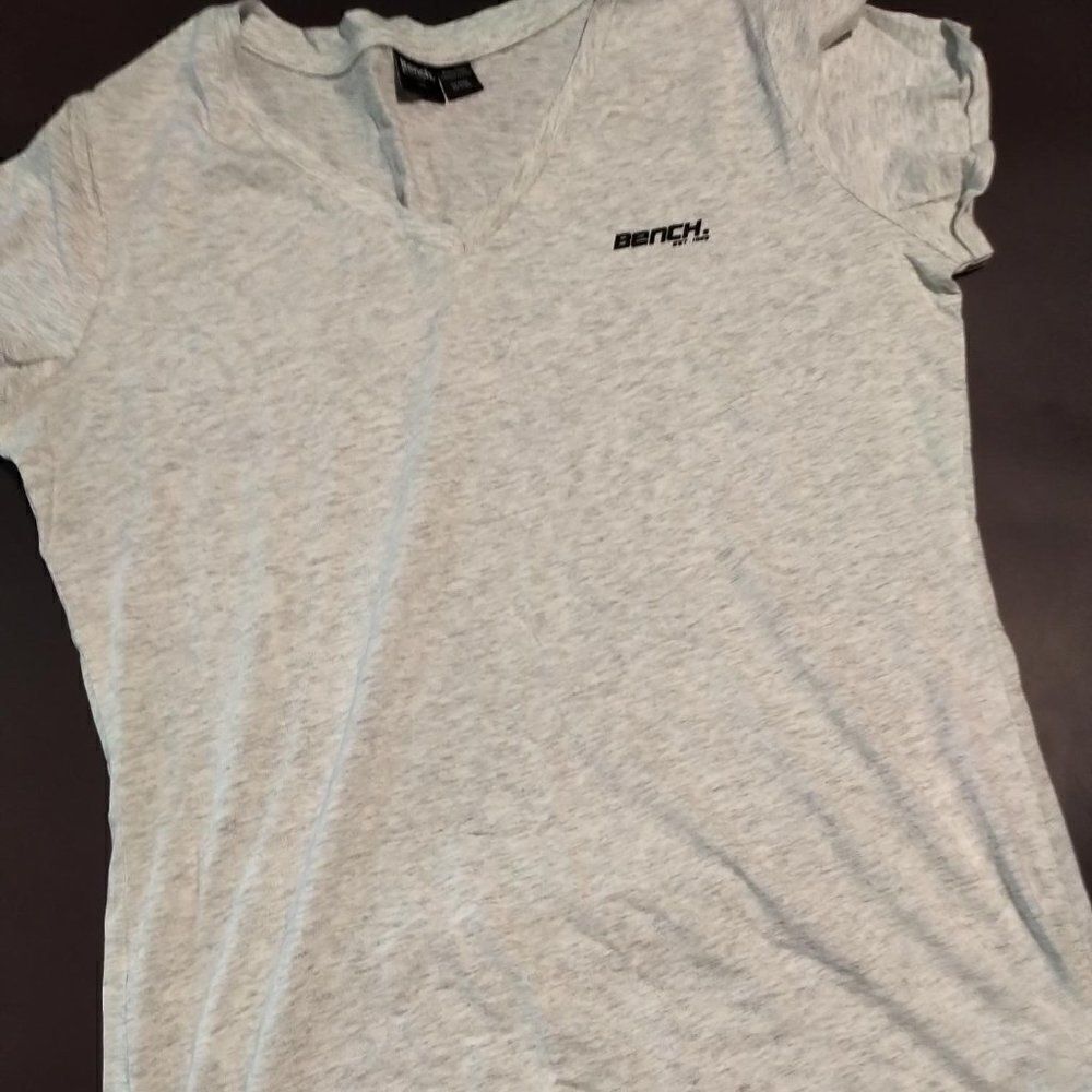 Bench V neck t shirt